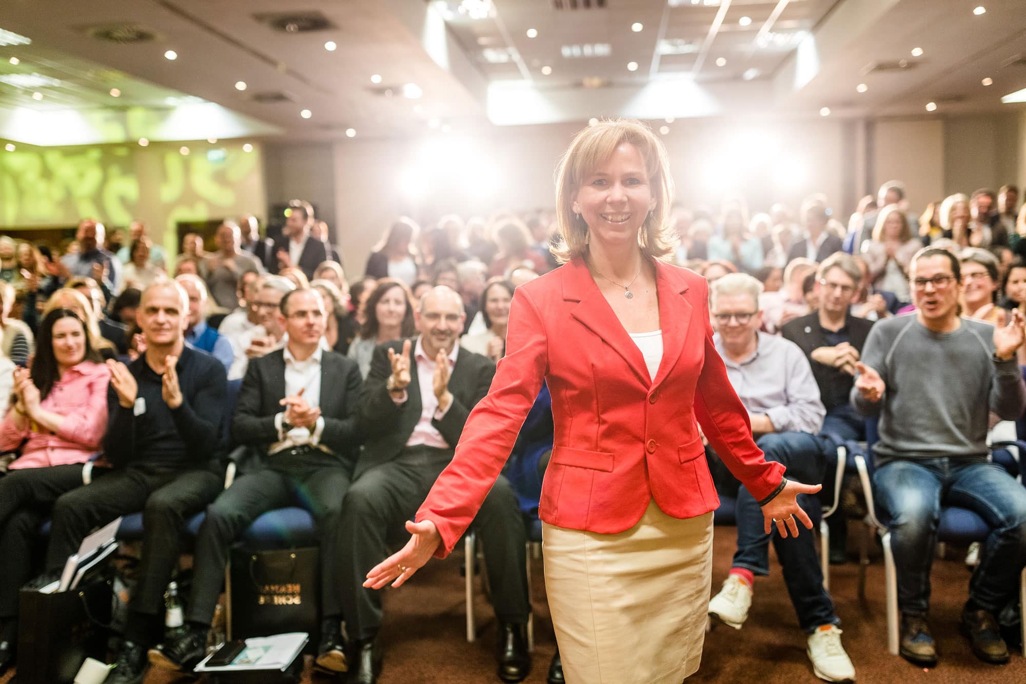 Susanne-Buettner-Hintergrund-Start-vertrauen